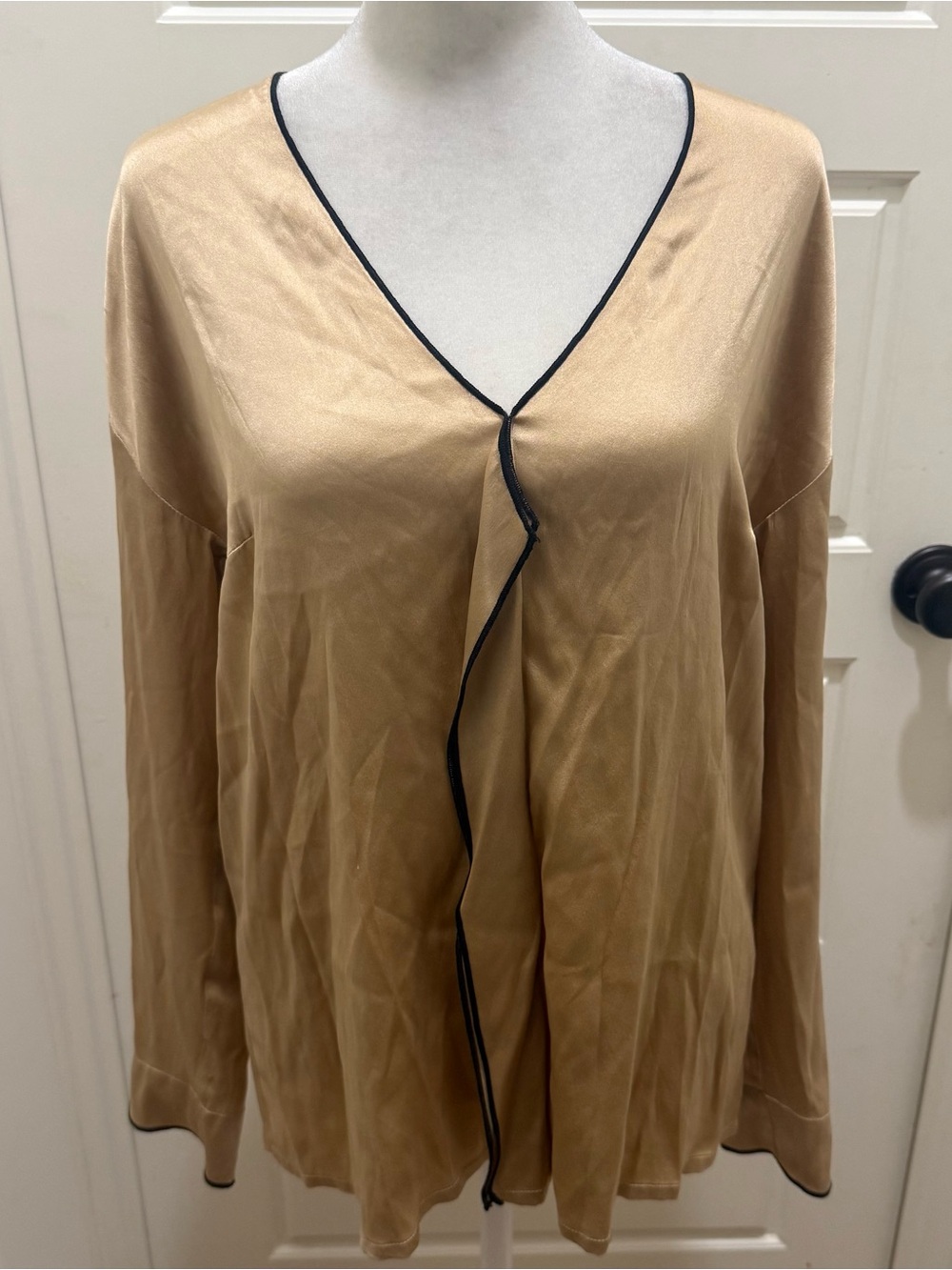 NWT. Jucca. Silk Ruffle Front Blouse. Champagne w/Black Trim. Size Medium.